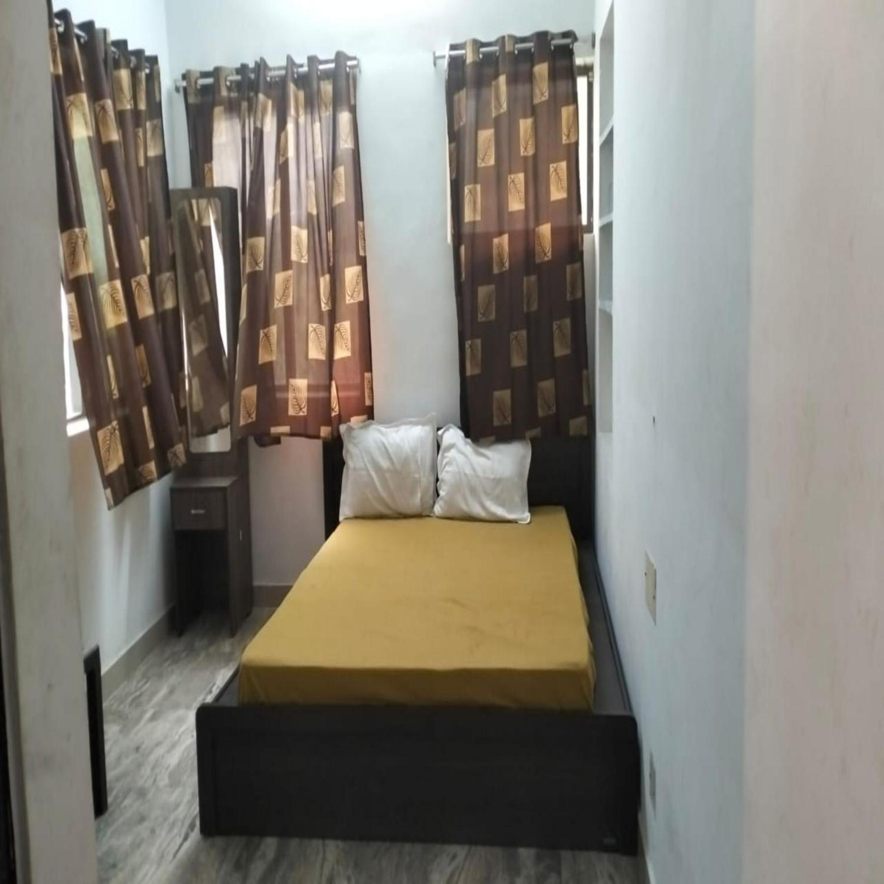 Queen D Tower - By Grands Inn Hospitality Tallakulam Bagian luar foto