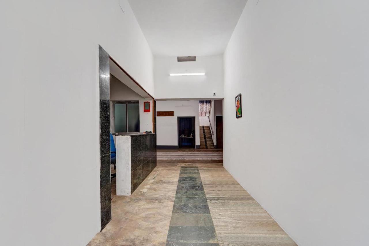 Queen D Tower - By Grands Inn Hospitality Tallakulam Bagian luar foto